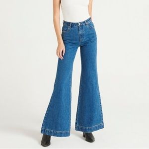 ROLLA’S Eastcoast Flare -High Rise Flare- Size 28